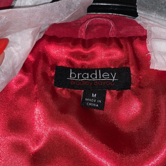 Beautiful Red Jacket - Picture 2 of 3